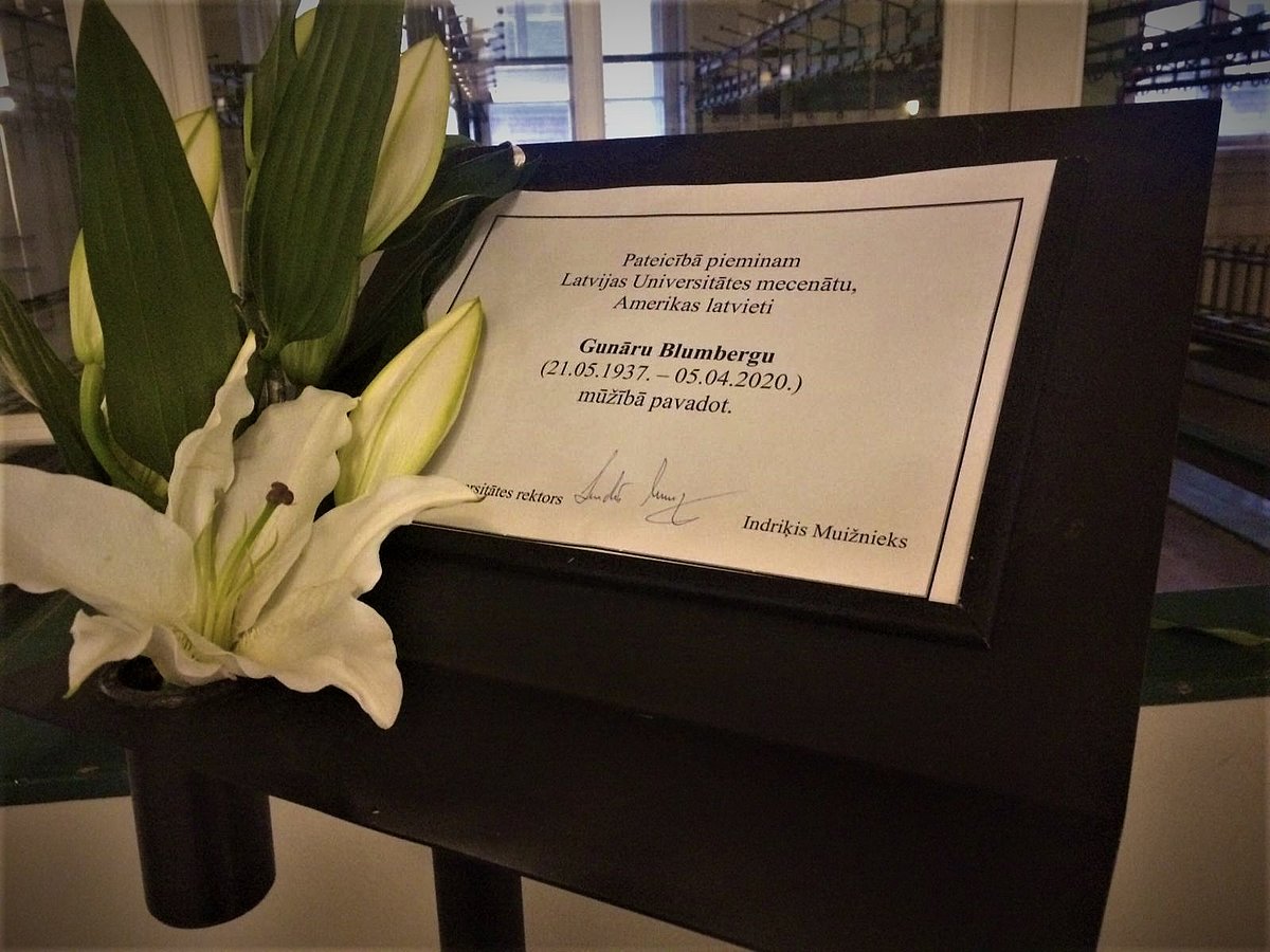 Pieminot mecenātu Gunāru Blumbergu.