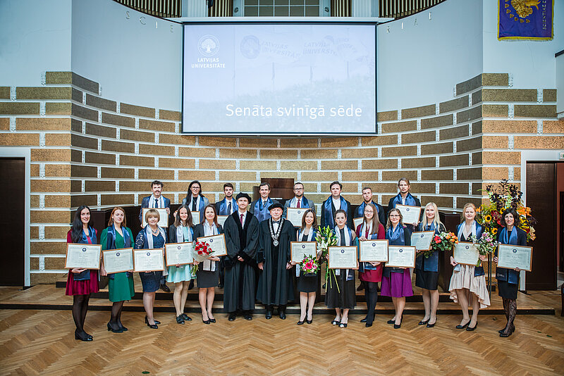 FOTO. Svinīgajā Senāta sēdē atzīmē Latvijas Universitātes 102. gadadienu